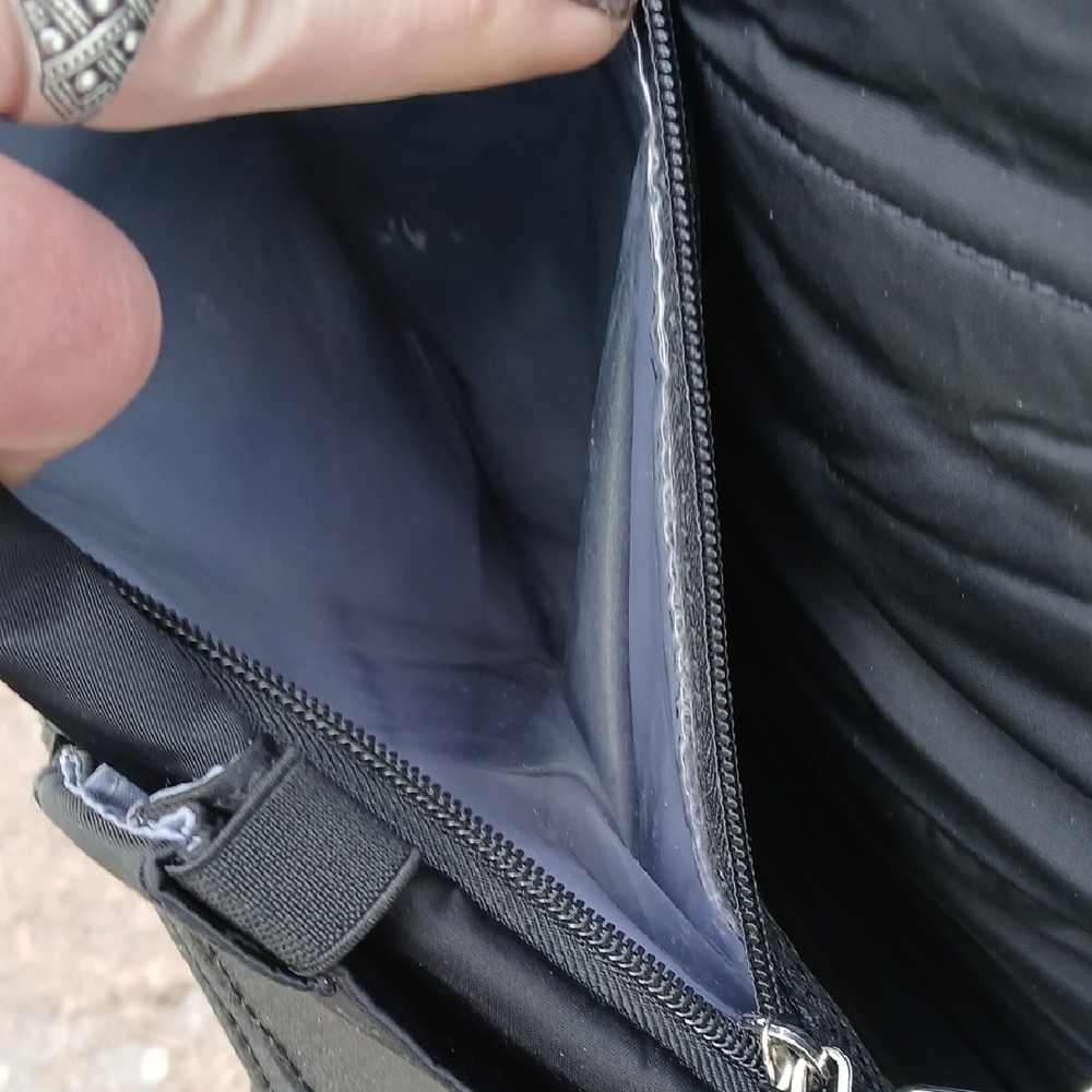 Single Strap Back Pack - Picture 5 of 9